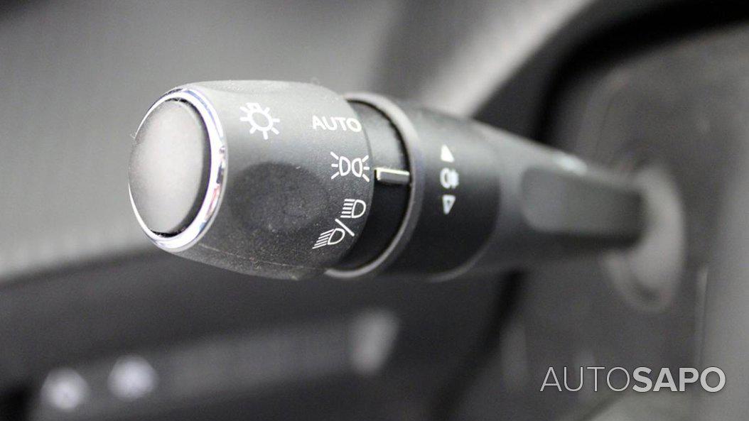 Peugeot E-208 GT Line de 2022