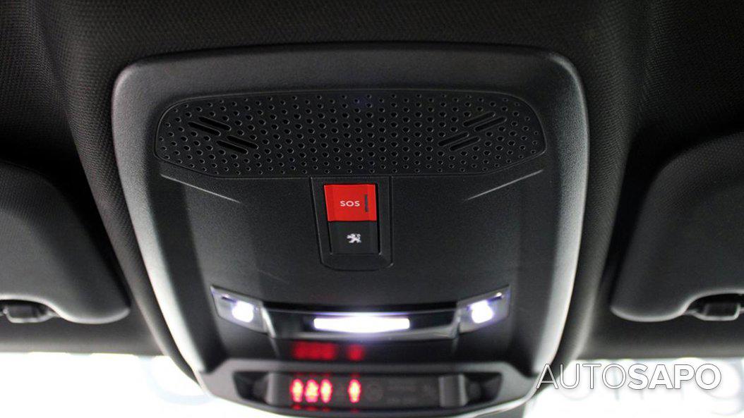 Peugeot E-208 GT Line de 2022