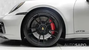 Porsche 911 Carrera 4 GTS Cabrio de 2023