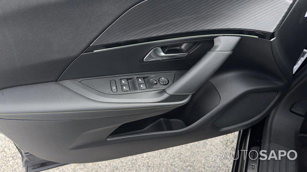 Peugeot e-2008 de 2022