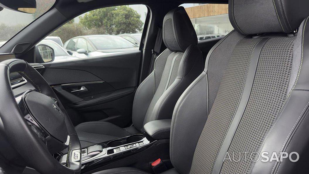 Peugeot e-2008 de 2022