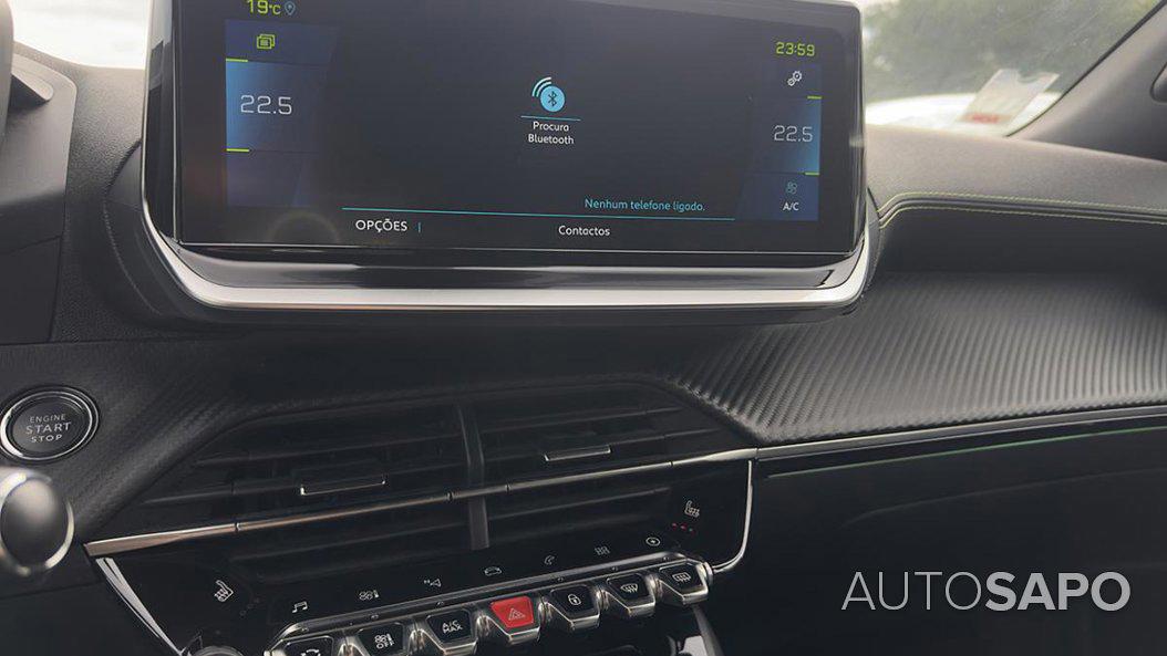 Peugeot e-2008 de 2022