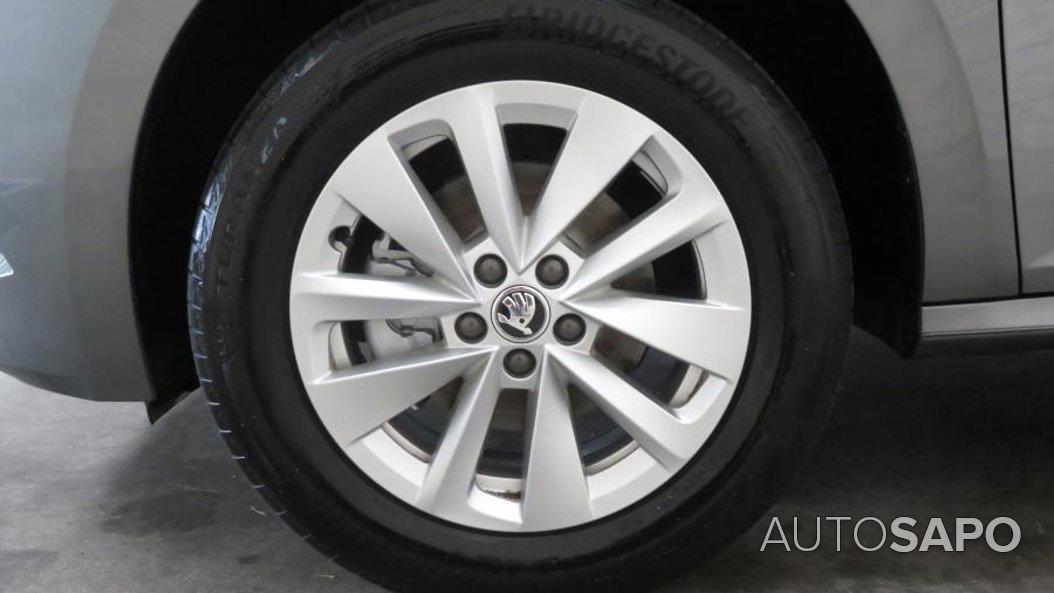 Skoda Kamiq 1.0 TSI Ambition de 2023