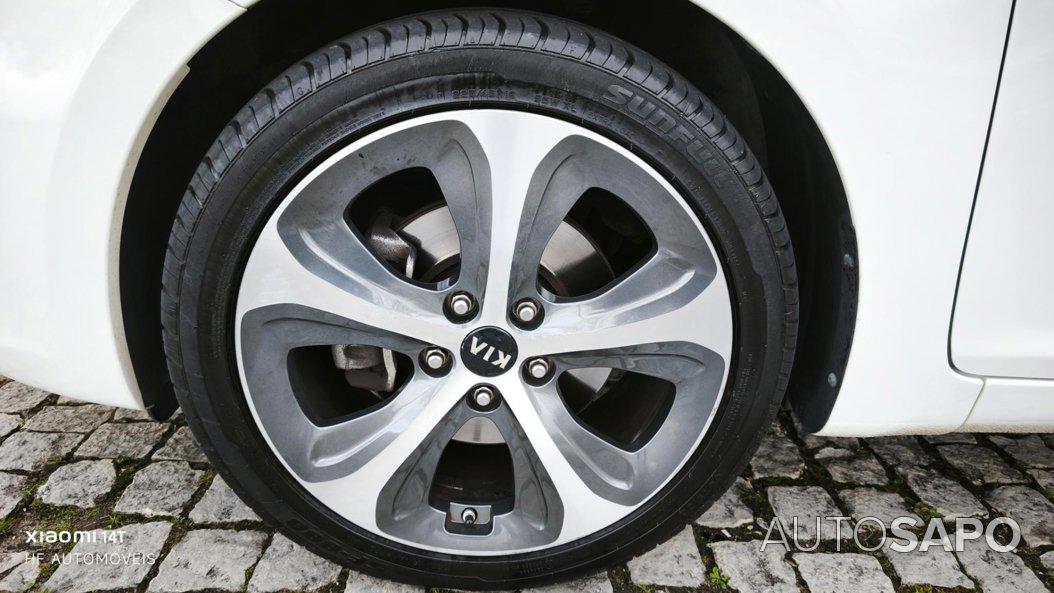 Kia Carens 1.7 CRDi ISG TX Aut. de 2015