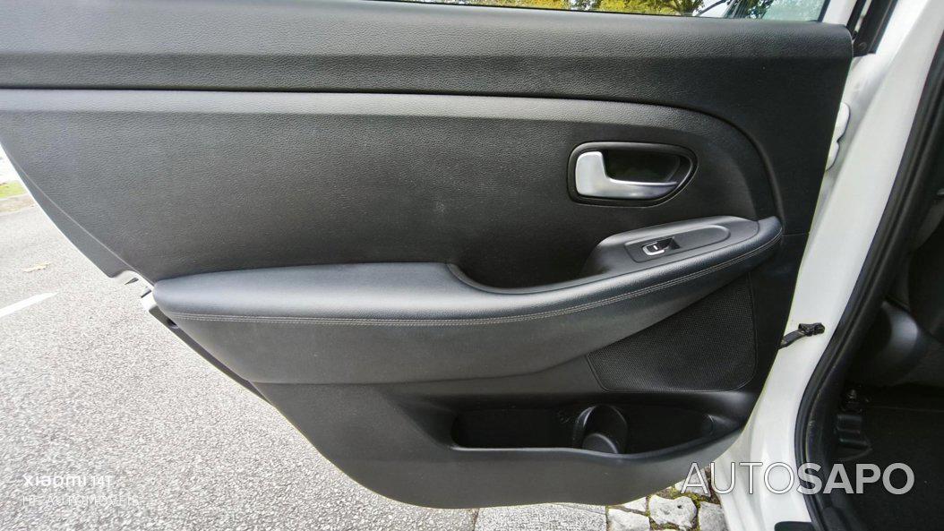 Kia Carens 1.7 CRDi ISG TX Aut. de 2015