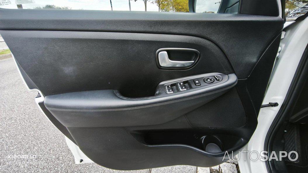 Kia Carens 1.7 CRDi ISG TX Aut. de 2015