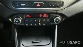 Kia Carens 1.7 CRDi ISG TX Aut. de 2015