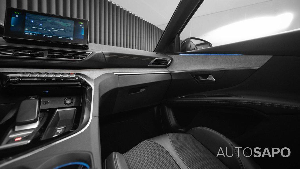 Peugeot 3008 1.6 Hybrid GT Pack e-EAT8 de 2022