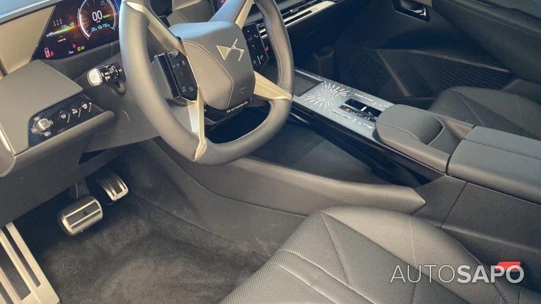 Mercedes-Benz EQB de 2024