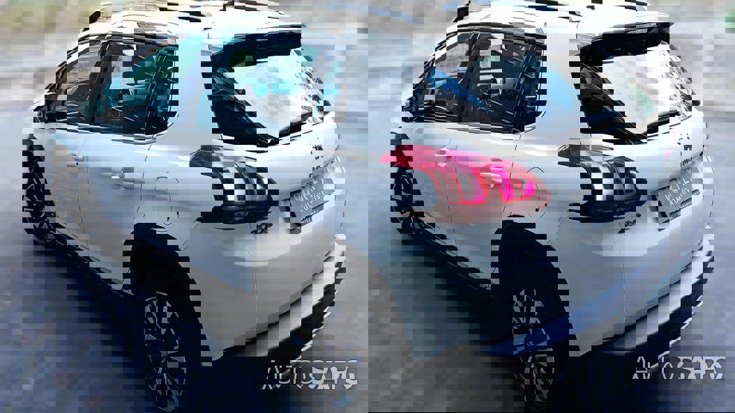 Peugeot 2008 1.2 PureTech Allure de 2018