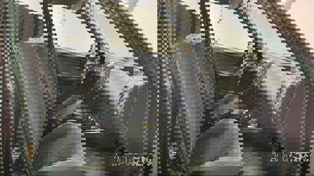 Nissan Almera 1.4 SLX AC+ABS de 1995