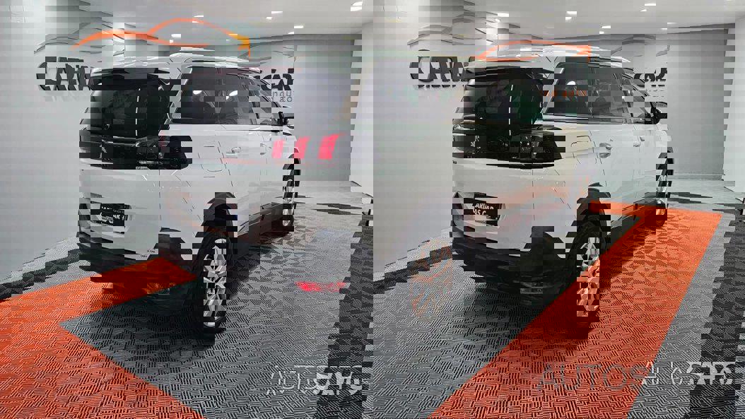Peugeot 5008 1.2 PureTech Allure EAT8 de 2019