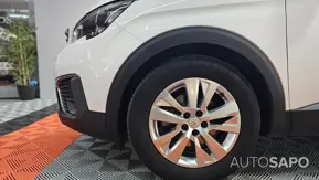 Peugeot 5008 1.2 PureTech Allure EAT8 de 2019