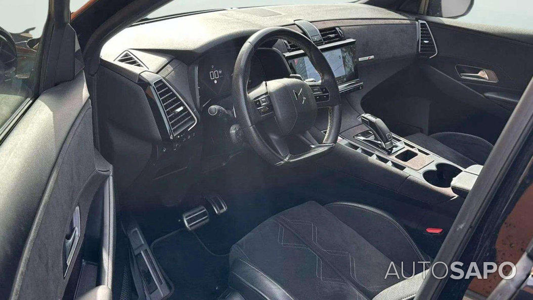 DS DS7 Crossback 1.5 BlueHDi Performance Line EAT8 de 2019