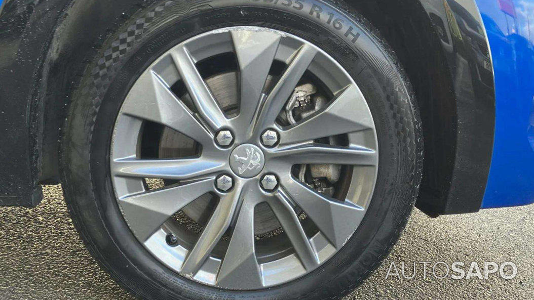 Peugeot E-208 de 2022