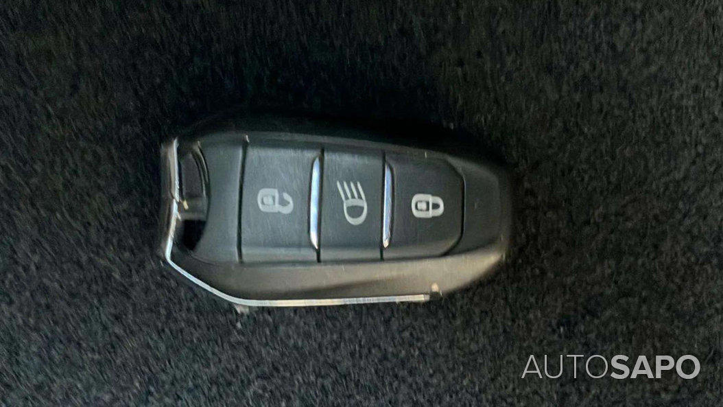 Peugeot E-208 de 2022