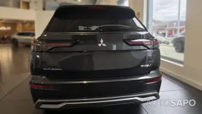 Mitsubishi Outlander de 2025