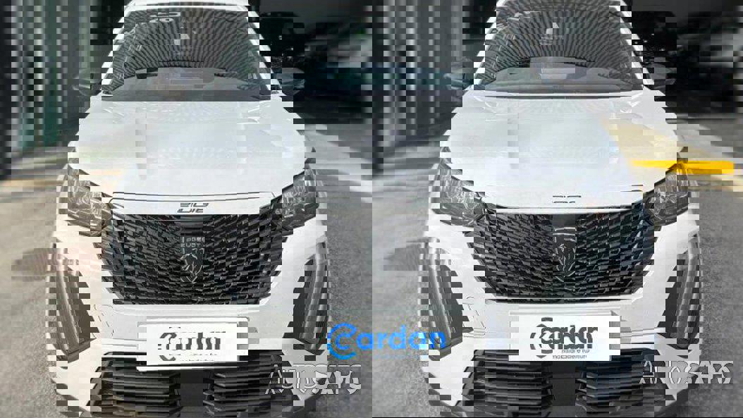 Peugeot e-2008 de 2025