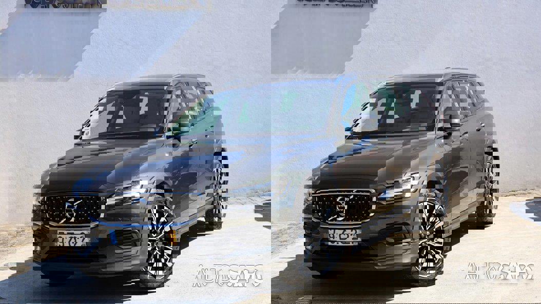 Volvo V60 Cross Country 2.0 D4 Momentum Geartronic de 2019