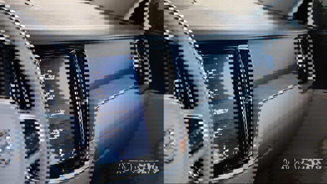 Volvo V60 Cross Country 2.0 D4 Momentum Geartronic de 2019