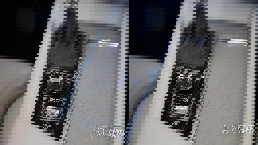 Volvo V60 Cross Country 2.0 D4 Momentum Geartronic de 2019