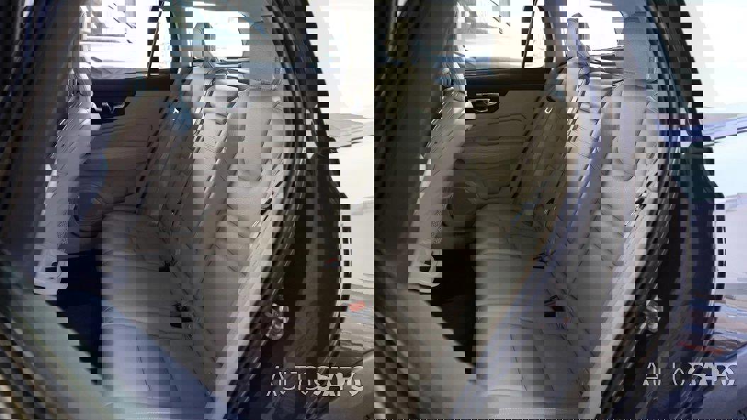 Volvo V60 Cross Country 2.0 D4 Momentum Geartronic de 2019