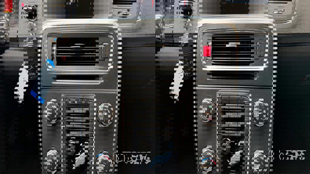 Volvo V60 1.6 D2 Drive Kinetic Start/Stop de 2015