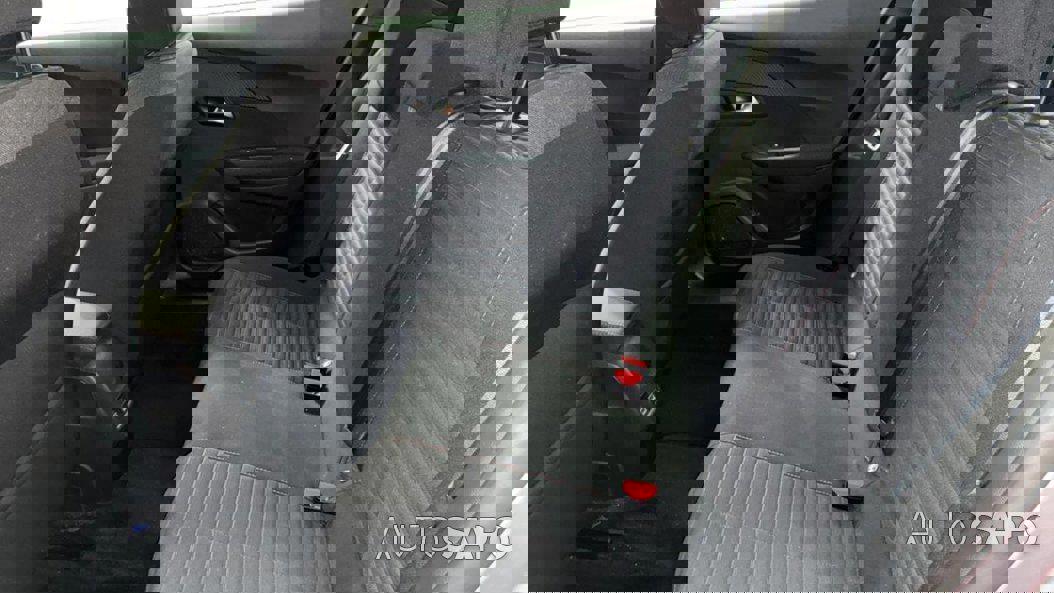 Peugeot e-2008 de 2021