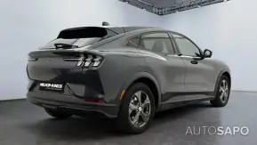 Ford Mustang Mach-E de 2022