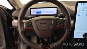 Ford Mustang Mach-E de 2022