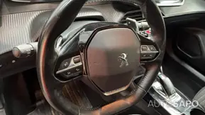 Peugeot 2008 1.2 PureTech Active Pack EAT8 de 2022