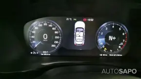 Volvo XC40 1.5 T2 Momentum de 2021