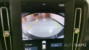 Volvo XC40 1.5 T2 Momentum de 2021