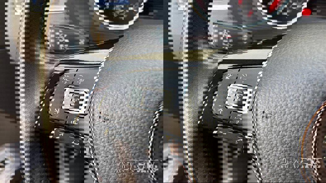 Volkswagen Tiguan 2.0 TDI Confortline DSG de 2021