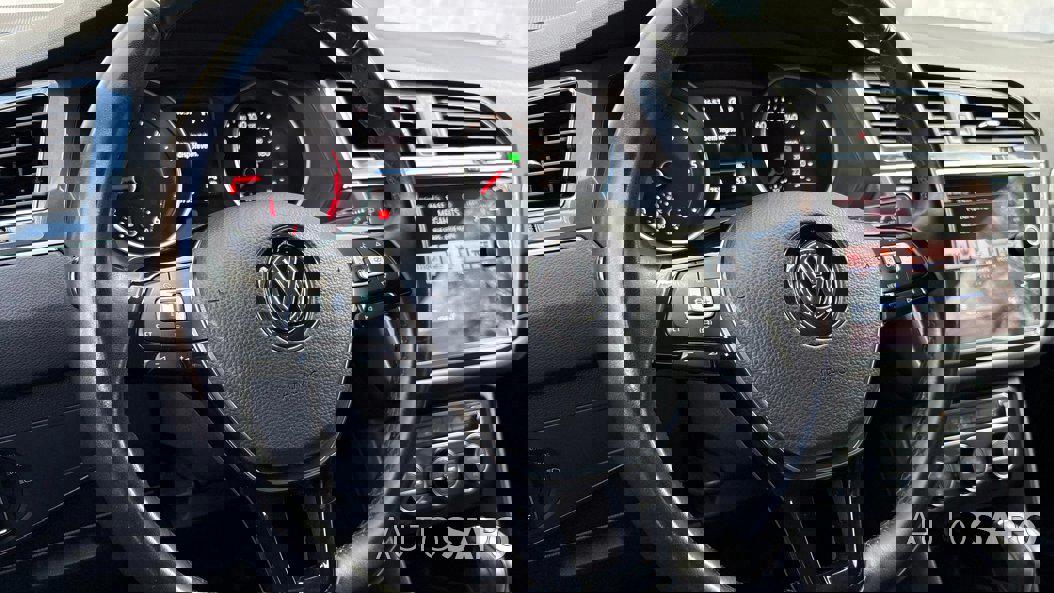 Volkswagen Tiguan 2.0 TDI Confortline DSG de 2021