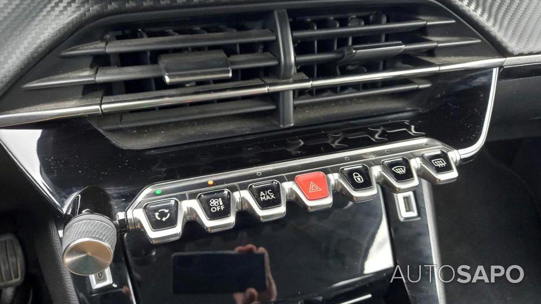 Peugeot 2008 1.2 PureTech Allure de 2022