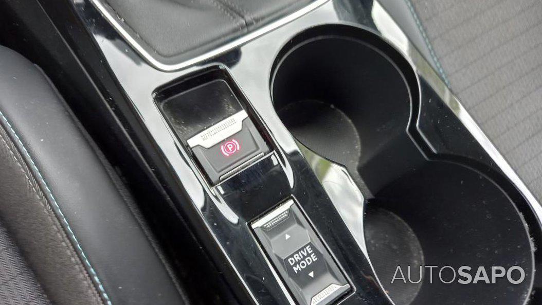 Peugeot 2008 1.2 PureTech Allure de 2022