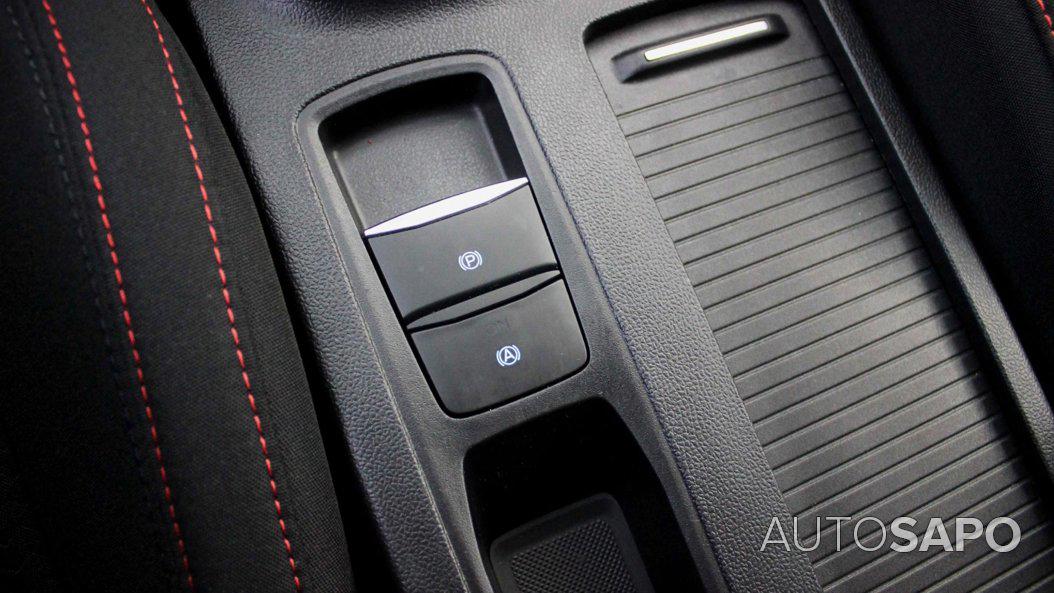 Ford Focus 1.0 EcoBoost MHEV ST-Line de 2024