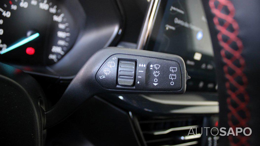 Ford Focus 1.0 EcoBoost MHEV ST-Line de 2024