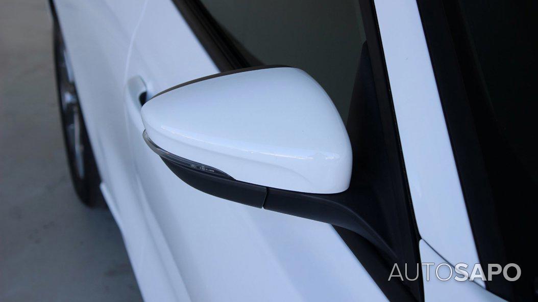 Ford Focus 1.0 EcoBoost MHEV ST-Line de 2024