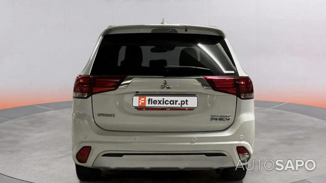 Mitsubishi Outlander de 2020