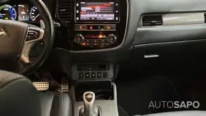 Mitsubishi Outlander de 2020