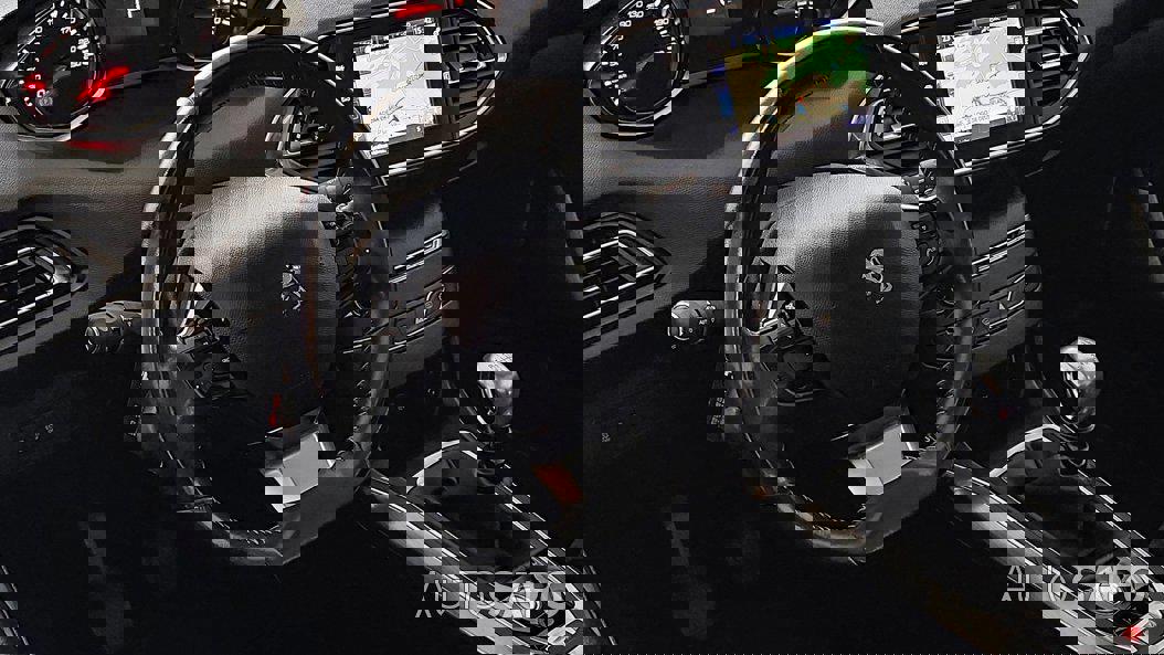 Peugeot 308 1.2 PureTech Allure Faróis Full LED de 2018