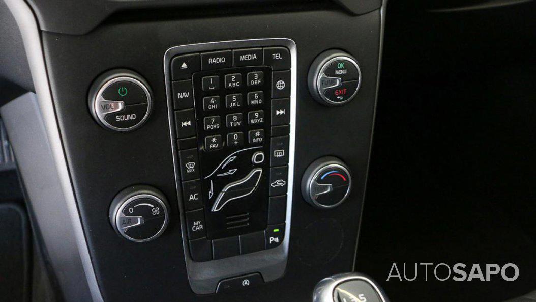 Volvo V40 2.0 D3 Momentum de 2018