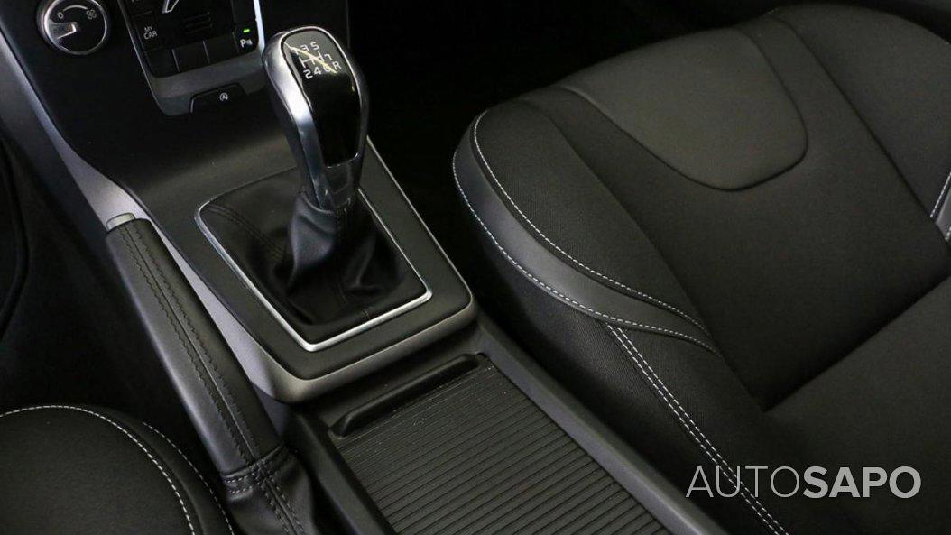 Volvo V40 2.0 D3 Momentum de 2018