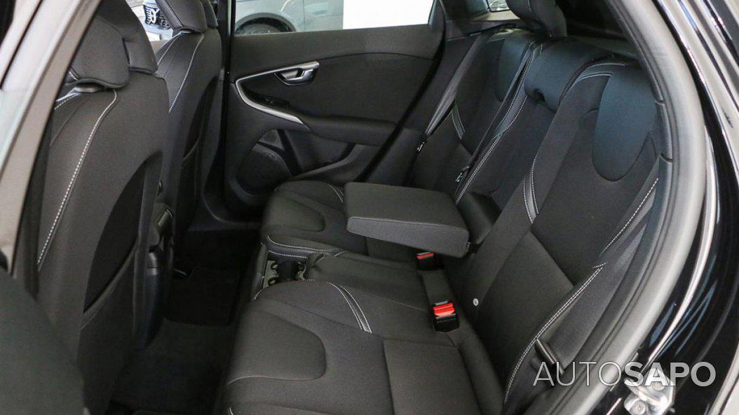 Volvo V40 2.0 D3 Momentum de 2018