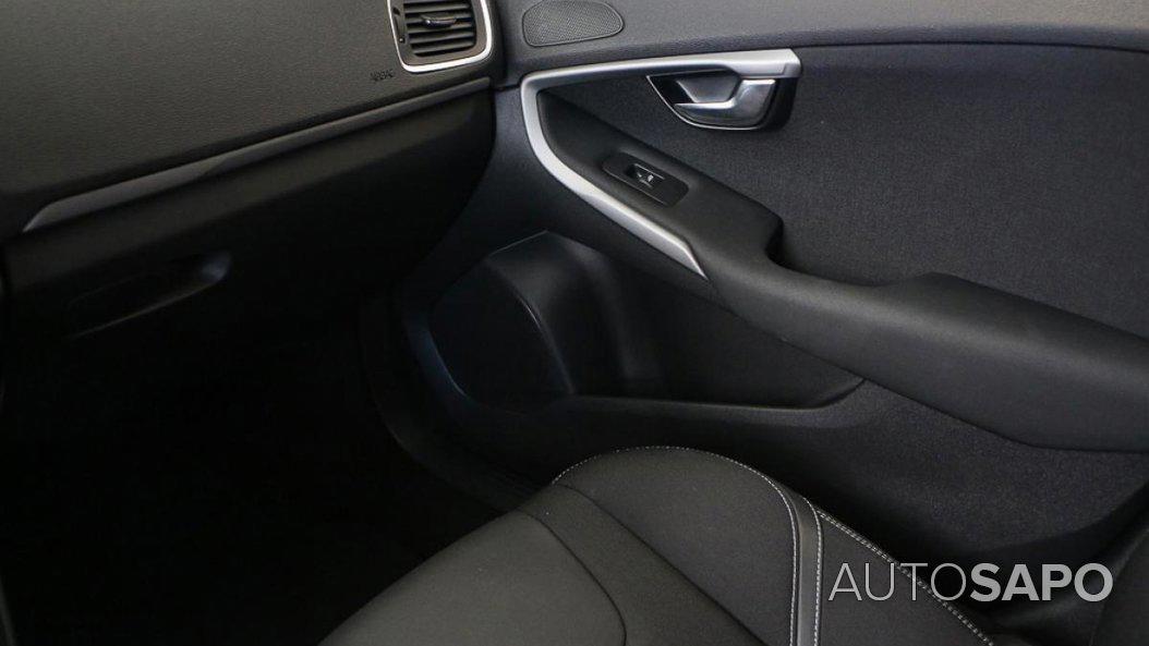 Volvo V40 2.0 D3 Momentum de 2018