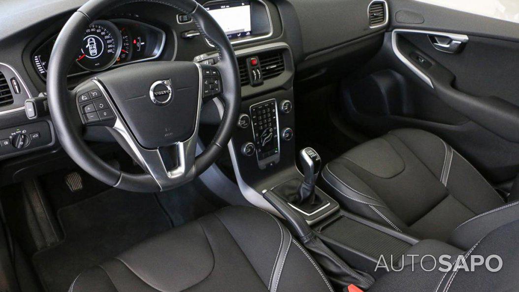 Volvo V40 2.0 D3 Momentum de 2018