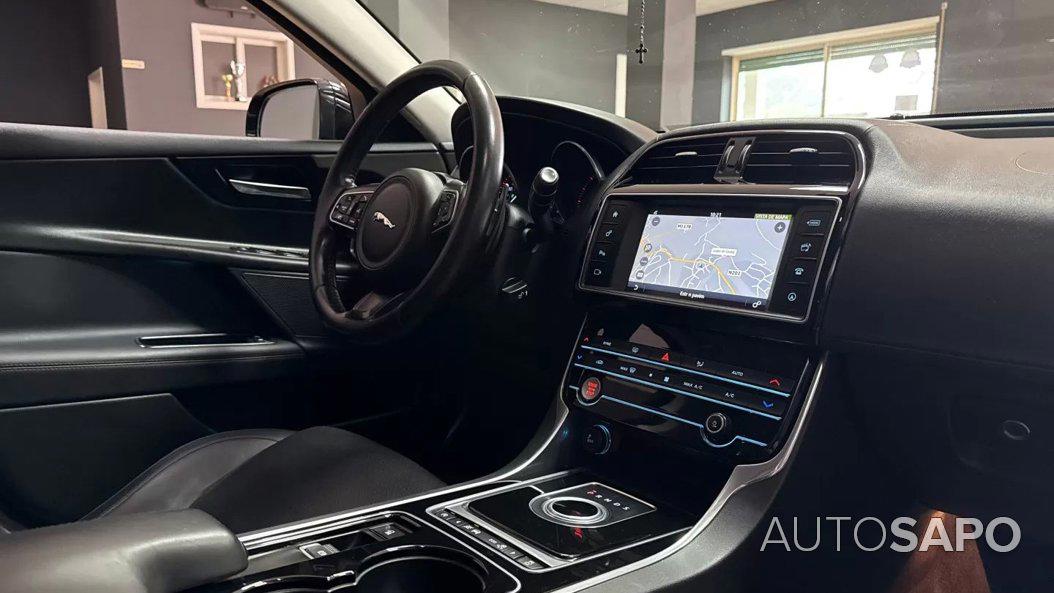 Jaguar XE 2.0 D Portfolio Aut. de 2016