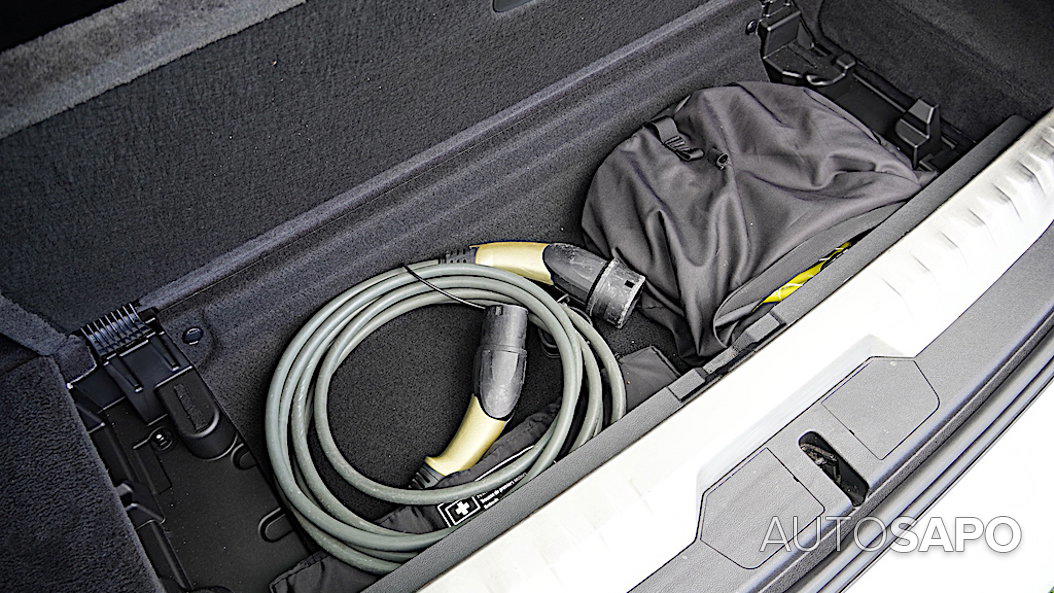 BMW Série 3 320 e Touring Corporate Edition Auto. de 2022